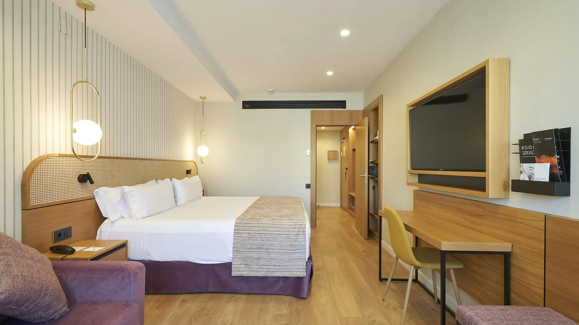 Catalonia Diagonal Centro Hotel Barcelona 4*,