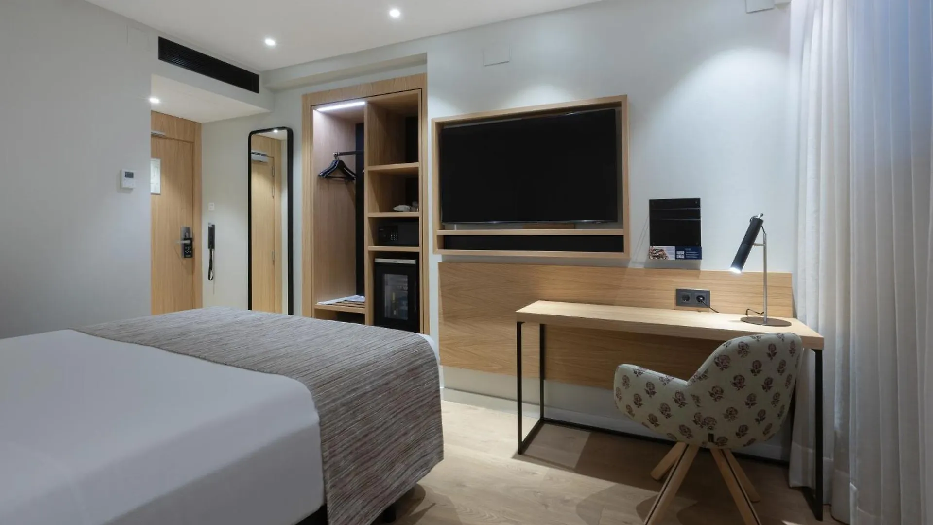 Catalonia Diagonal Centro Hotel Barcelona 4*,  Spain